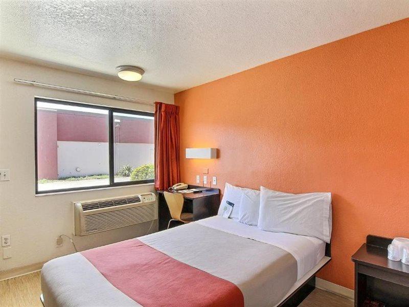 Motel 6-Goleta, Ca - Santa Barbara ภายนอก รูปภาพ
