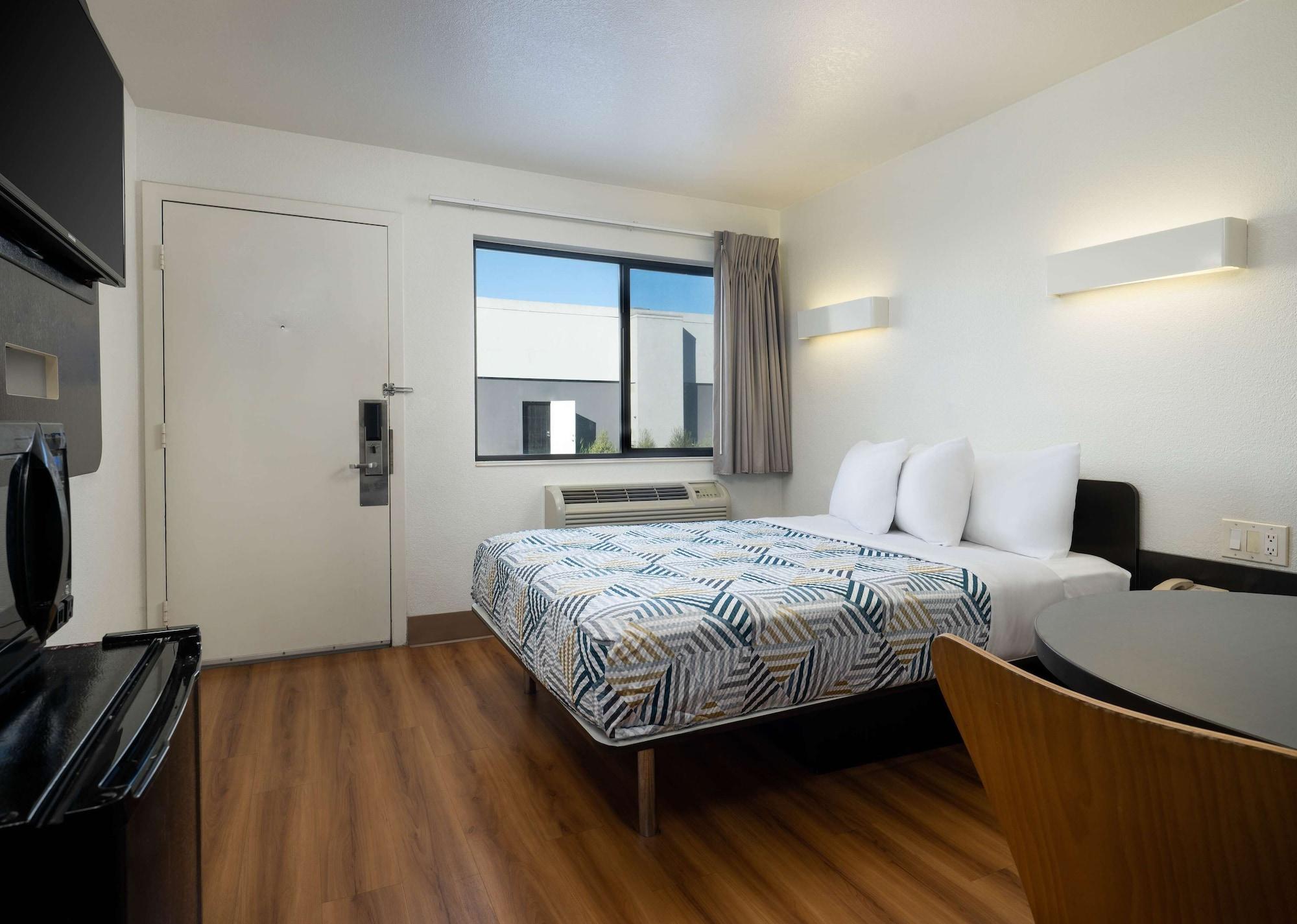 Motel 6-Goleta, Ca - Santa Barbara ภายนอก รูปภาพ