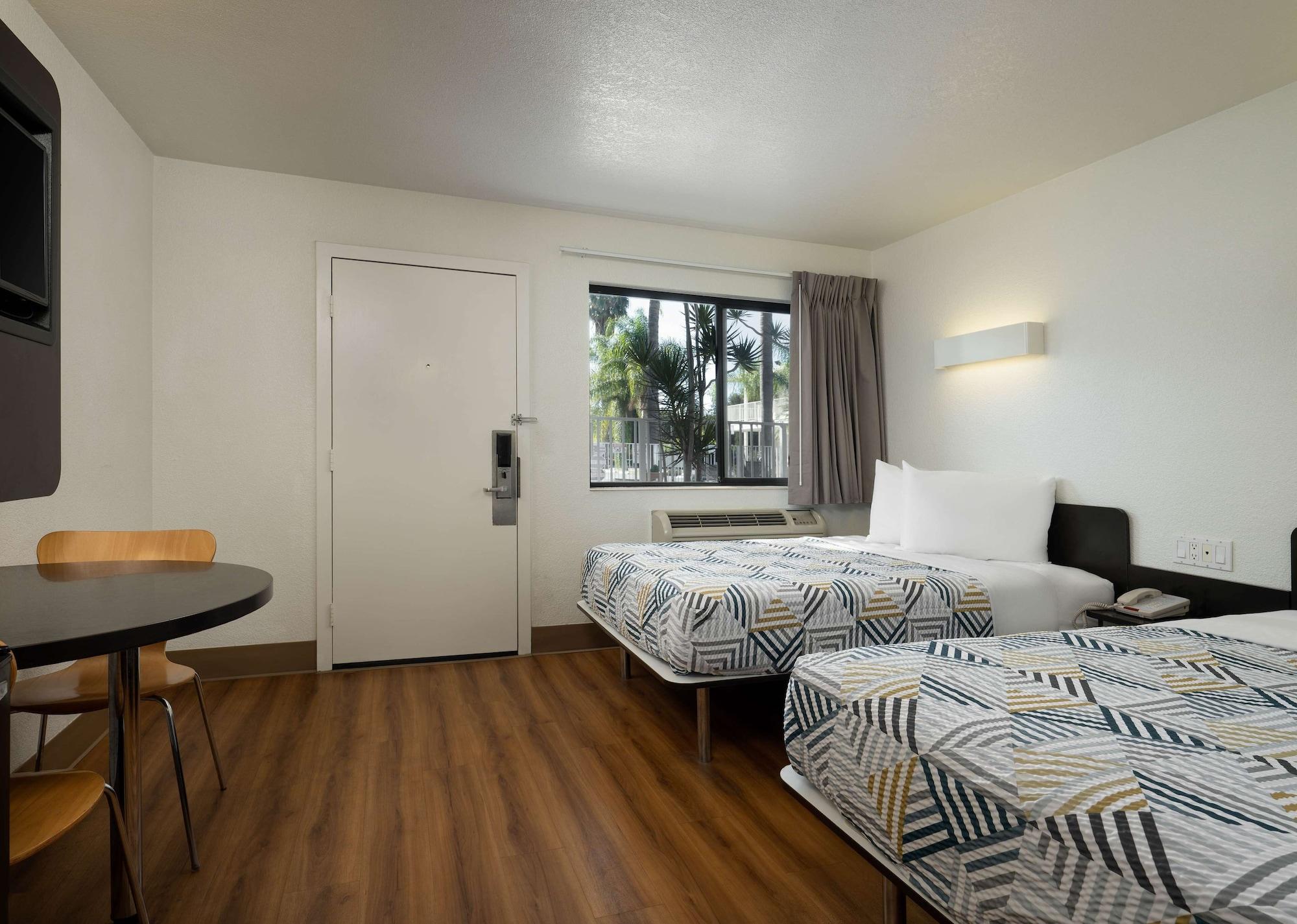 Motel 6-Goleta, Ca - Santa Barbara ภายนอก รูปภาพ