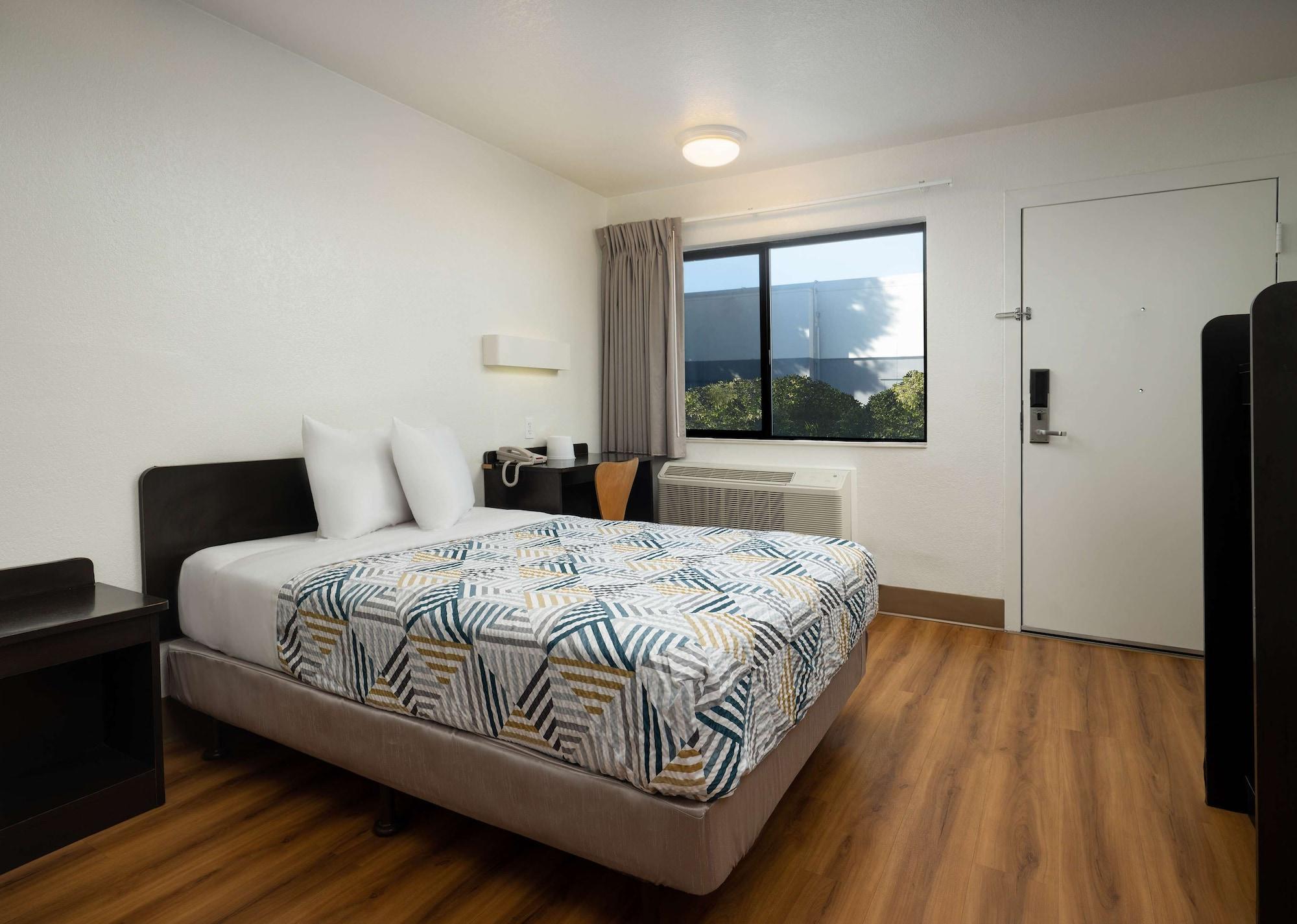 Motel 6-Goleta, Ca - Santa Barbara ภายนอก รูปภาพ
